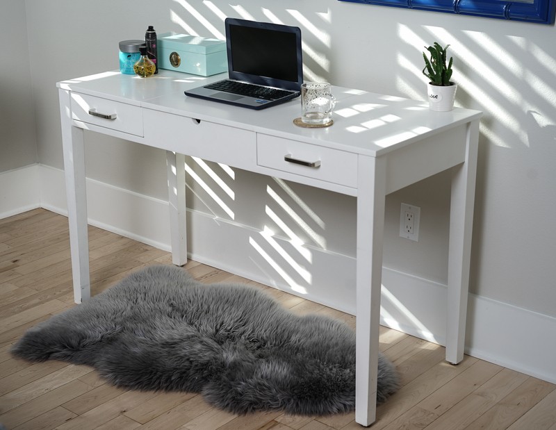 Mccollum 46'' Wide Vanity with Mirror