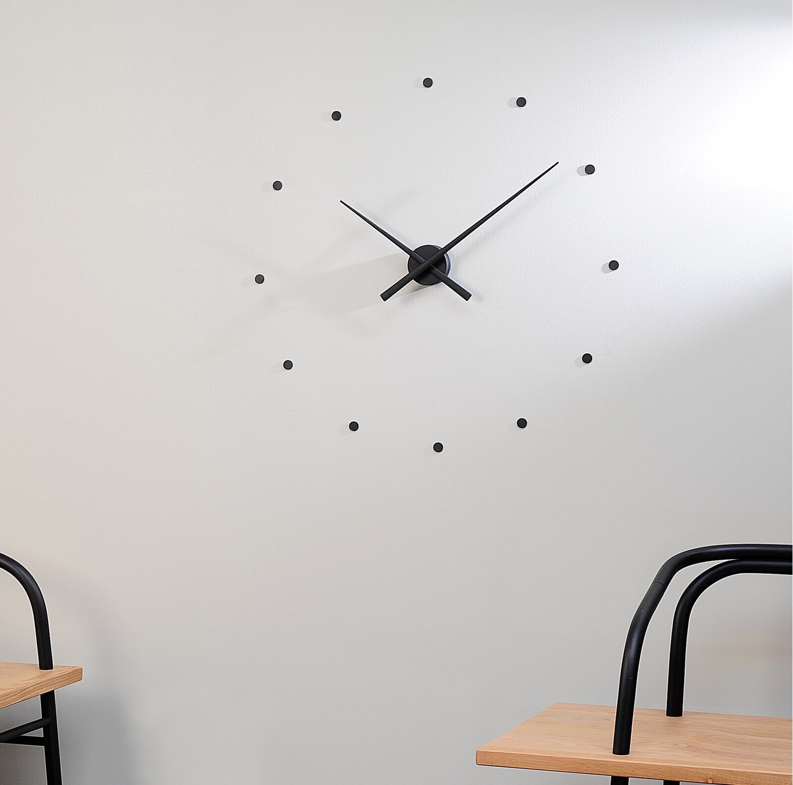 Minimalist Modern Wall Clock