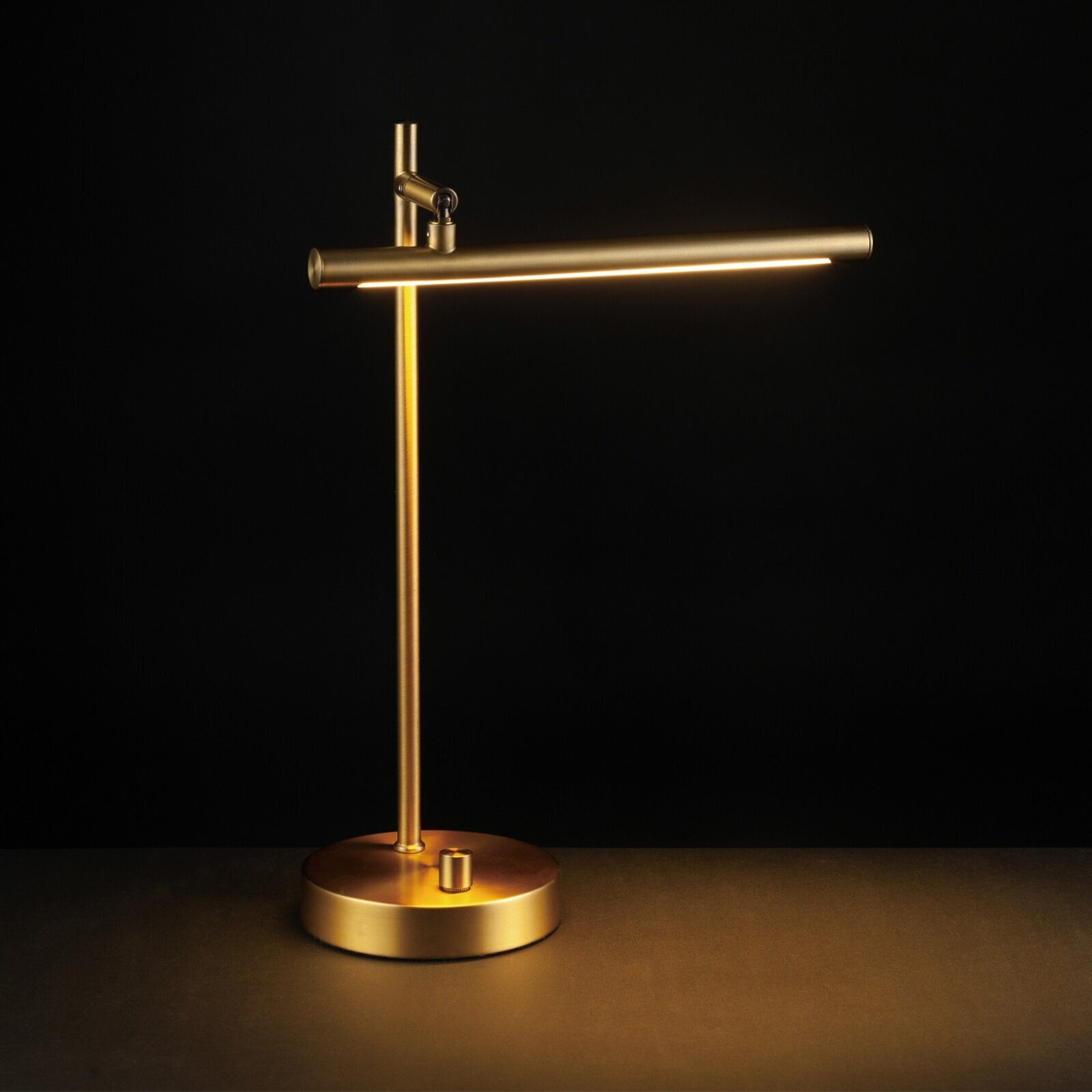 Modern Style Brass Table Lamp