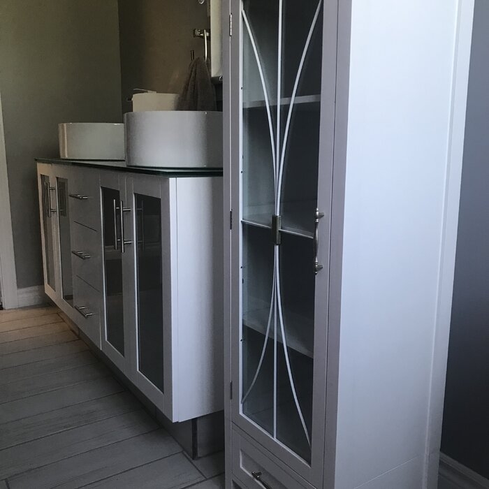 Northshire 17'' W Linen Cabinet