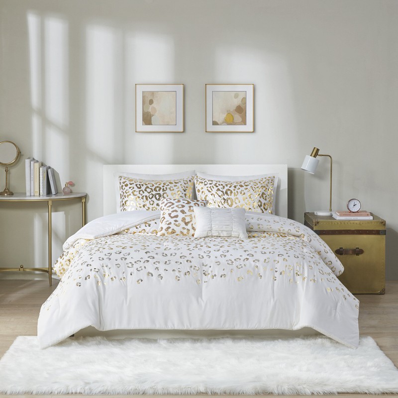 Oceane Gold/Ivory Microfiber Comforter Set