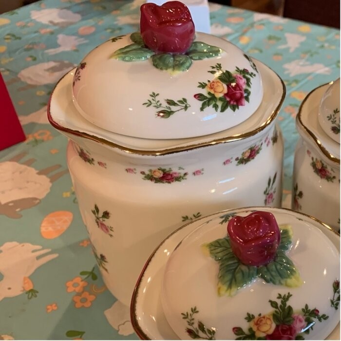 Old Country Roses 3 Piece Kitchen Canister Set