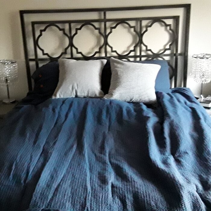 Open-Frame Headboard