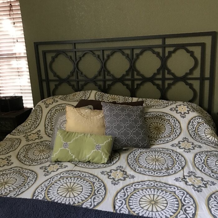 Open-Frame Headboard