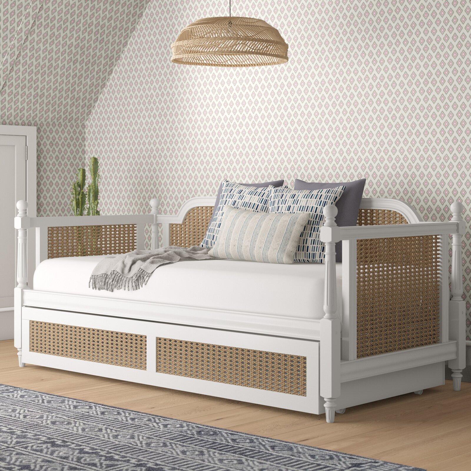Ornate Wooden Daybed Frame With Trundle