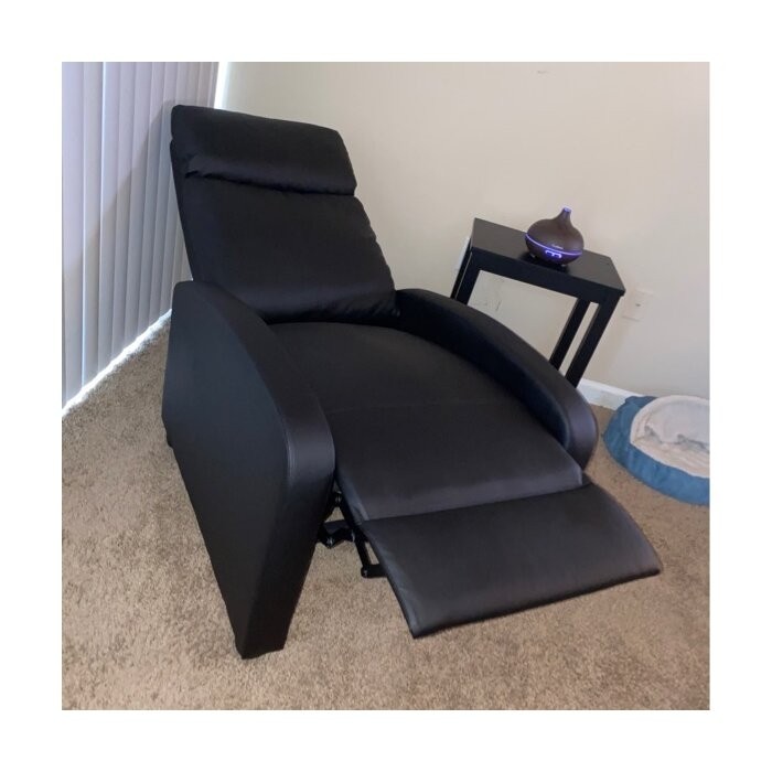 Pettit 27.6'' Wide Reclining Recliner