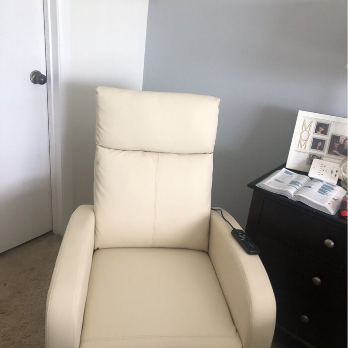 Pettit 27.6'' Wide Reclining Recliner