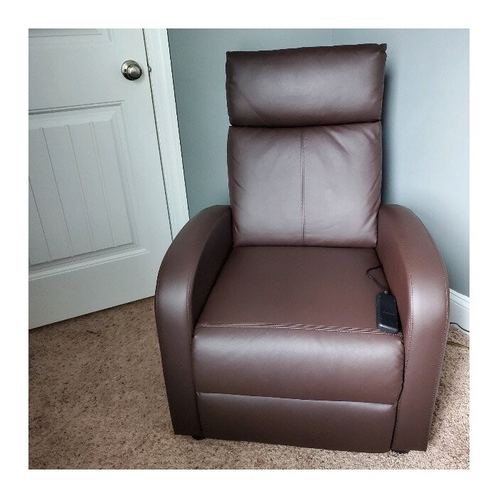 Pettit 27.6'' Wide Reclining Recliner