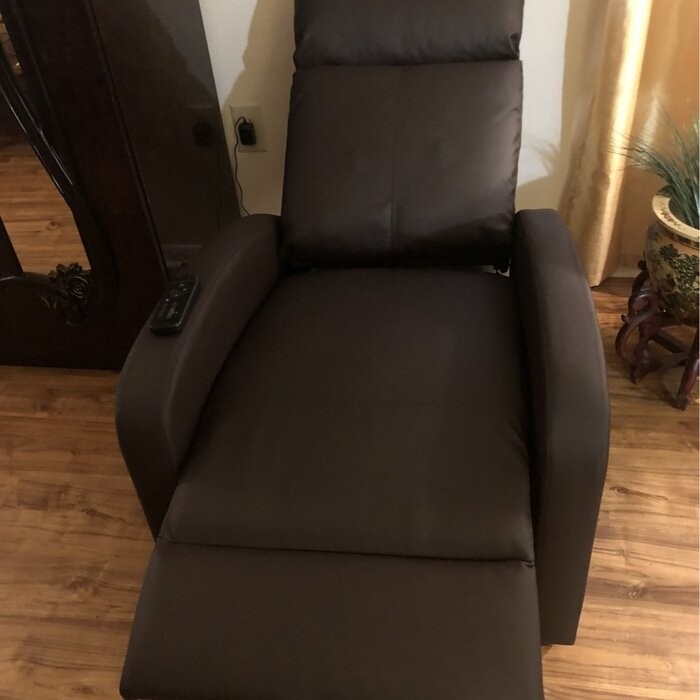 Pettit 27.6'' Wide Reclining Recliner