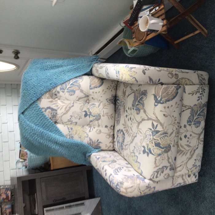 Prescot 27.2'' Wide Manual Swivel Standard Recliner