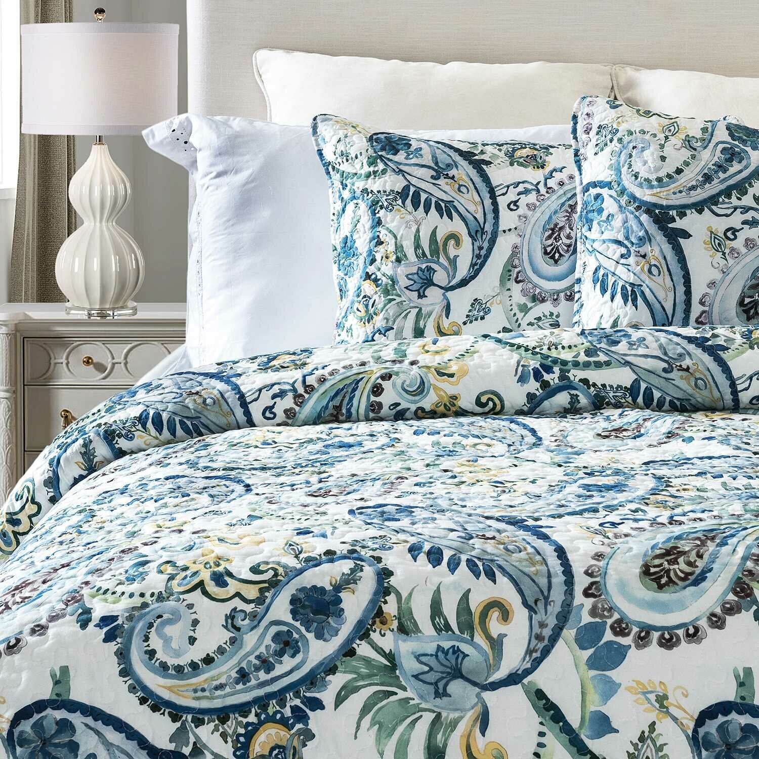 Sophisticated Green and Blue Bedding