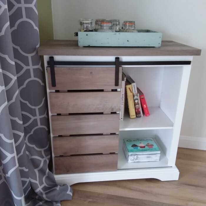 Stotfold 32'' Wide Server