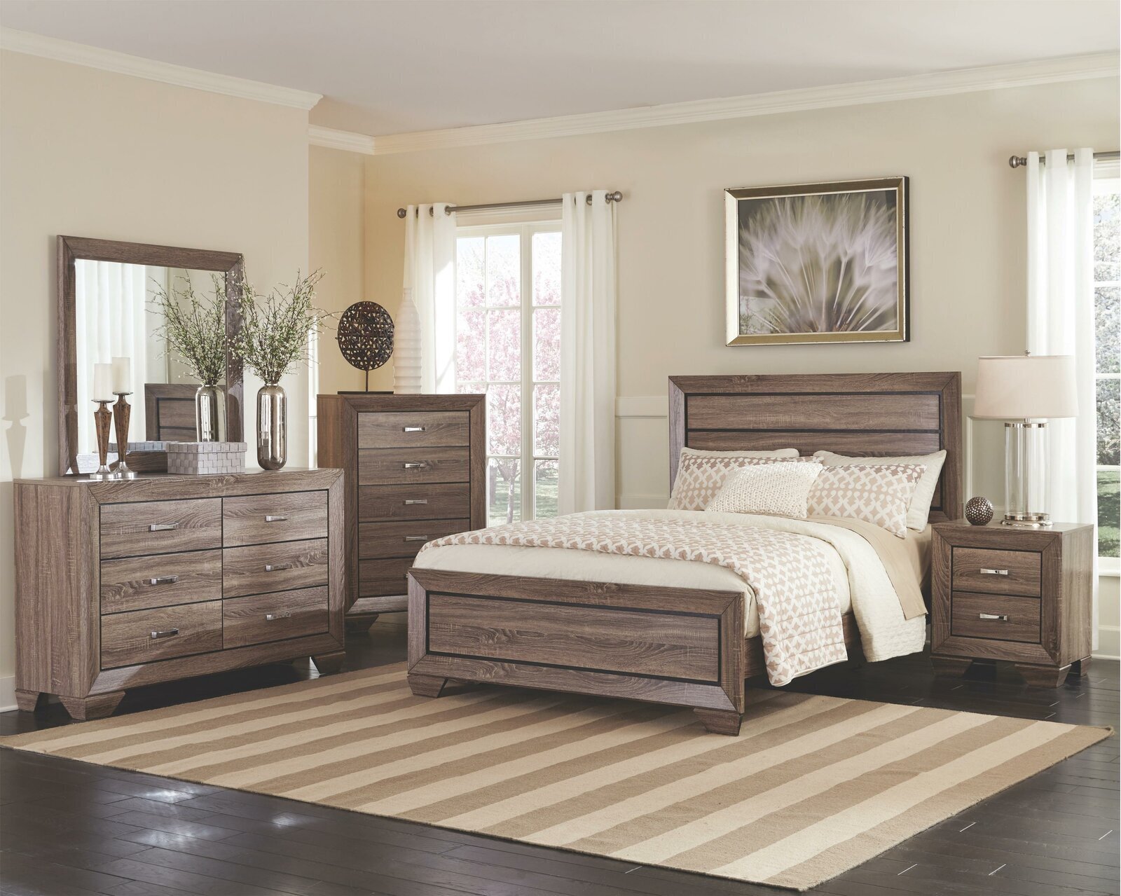 Three Piece Oak Bedroom Furniture Set