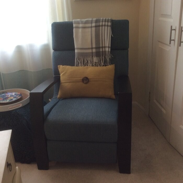Tirado 28.21'' Wide Manual Club Recliner