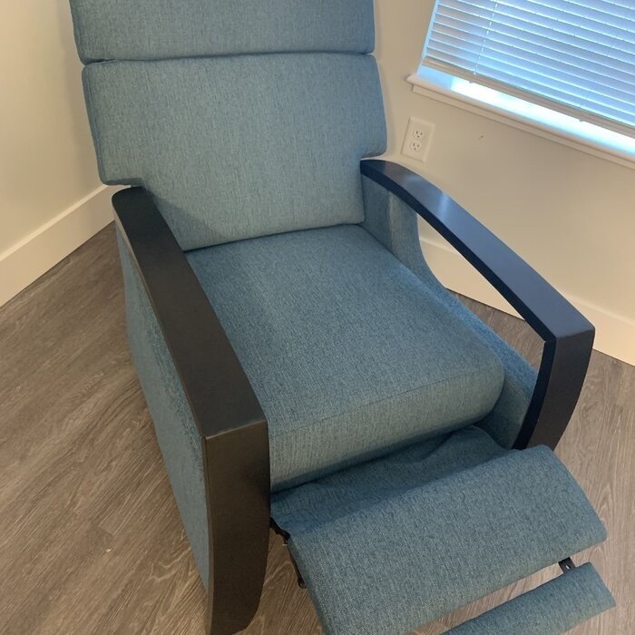 Tirado 28.21'' Wide Manual Club Recliner