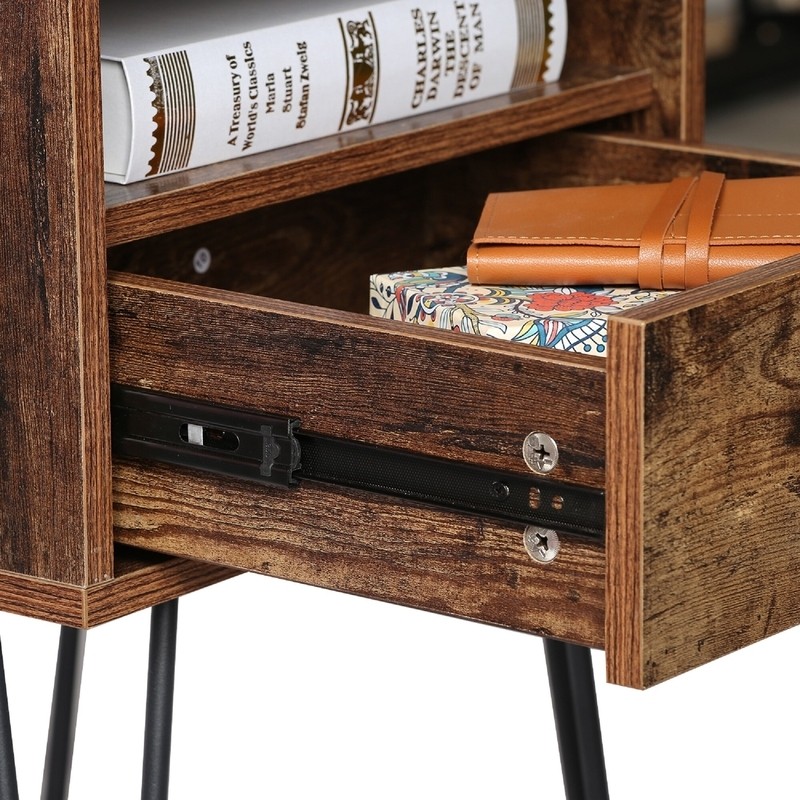 Toftrees 23.7'' Tall 1 - Drawer Iron Nightstand in Brown