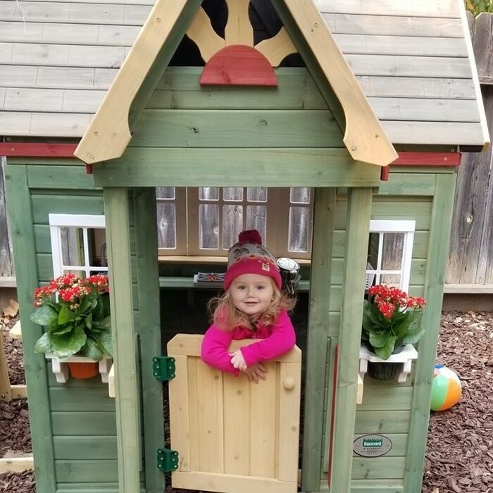 Victorian Inn 74" x 65" Playhouse