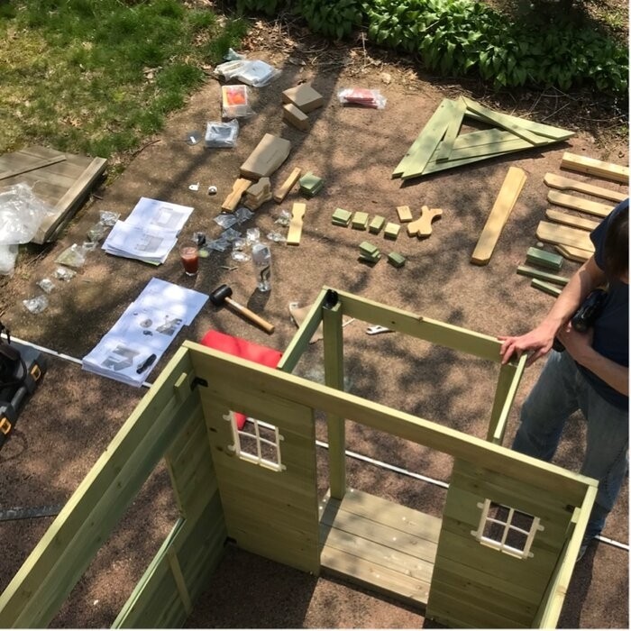 Victorian Inn 74" x 65" Playhouse