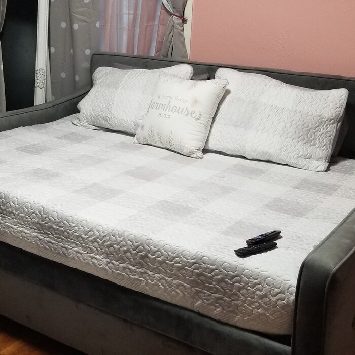 Vintage Daybed with Trundle