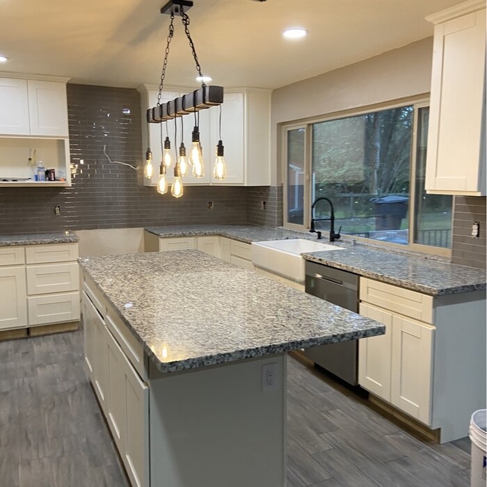 Viraj 8 - Light Kitchen Island Linear Pendant