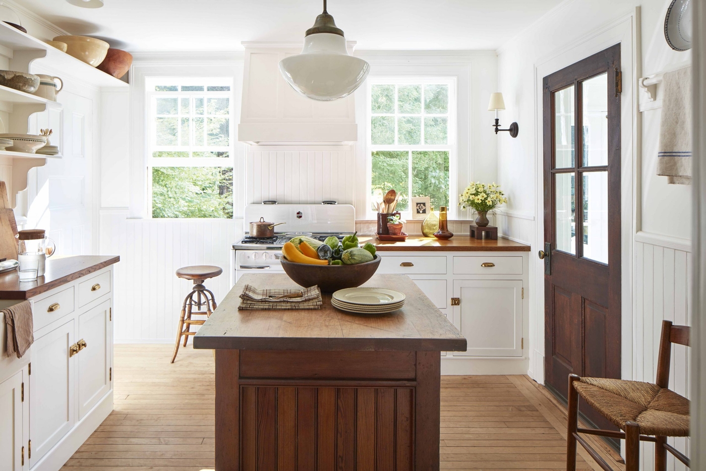 My White and Gold Kitchen · Glambytes · Home - Design