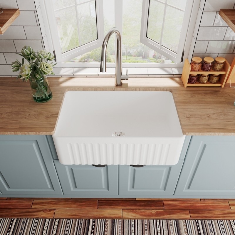 30" L x 18" W Farmhouse Kitchen Sink with Sink Grid and Basket Strainer