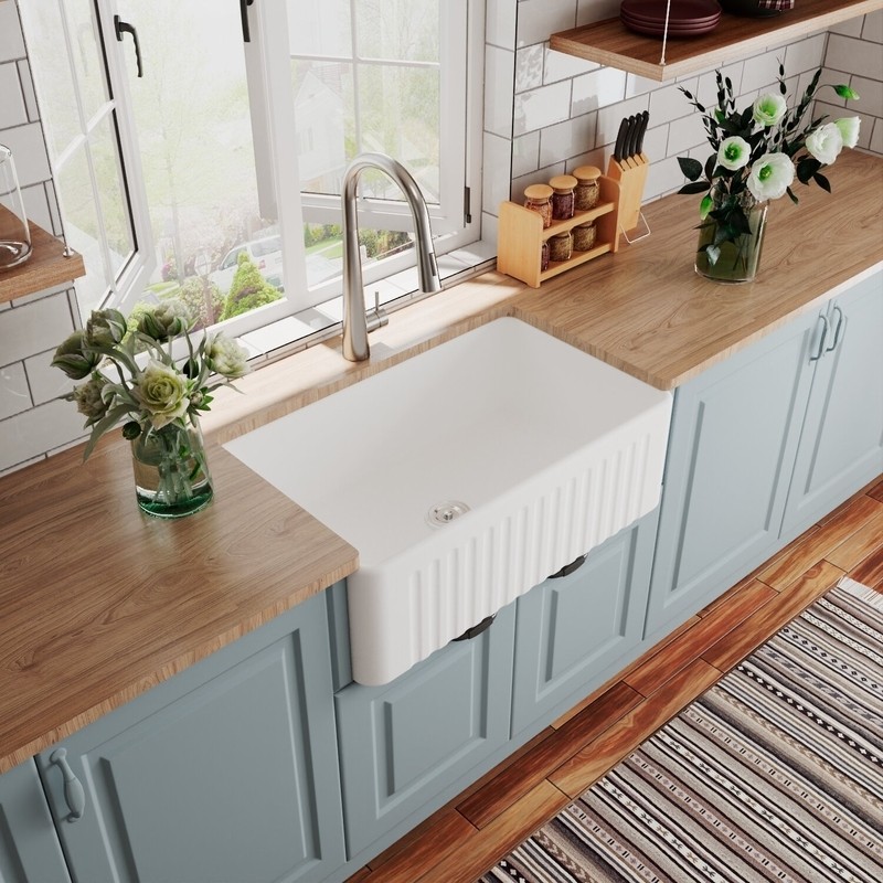 30" L x 18" W Farmhouse Kitchen Sink with Sink Grid and Basket Strainer