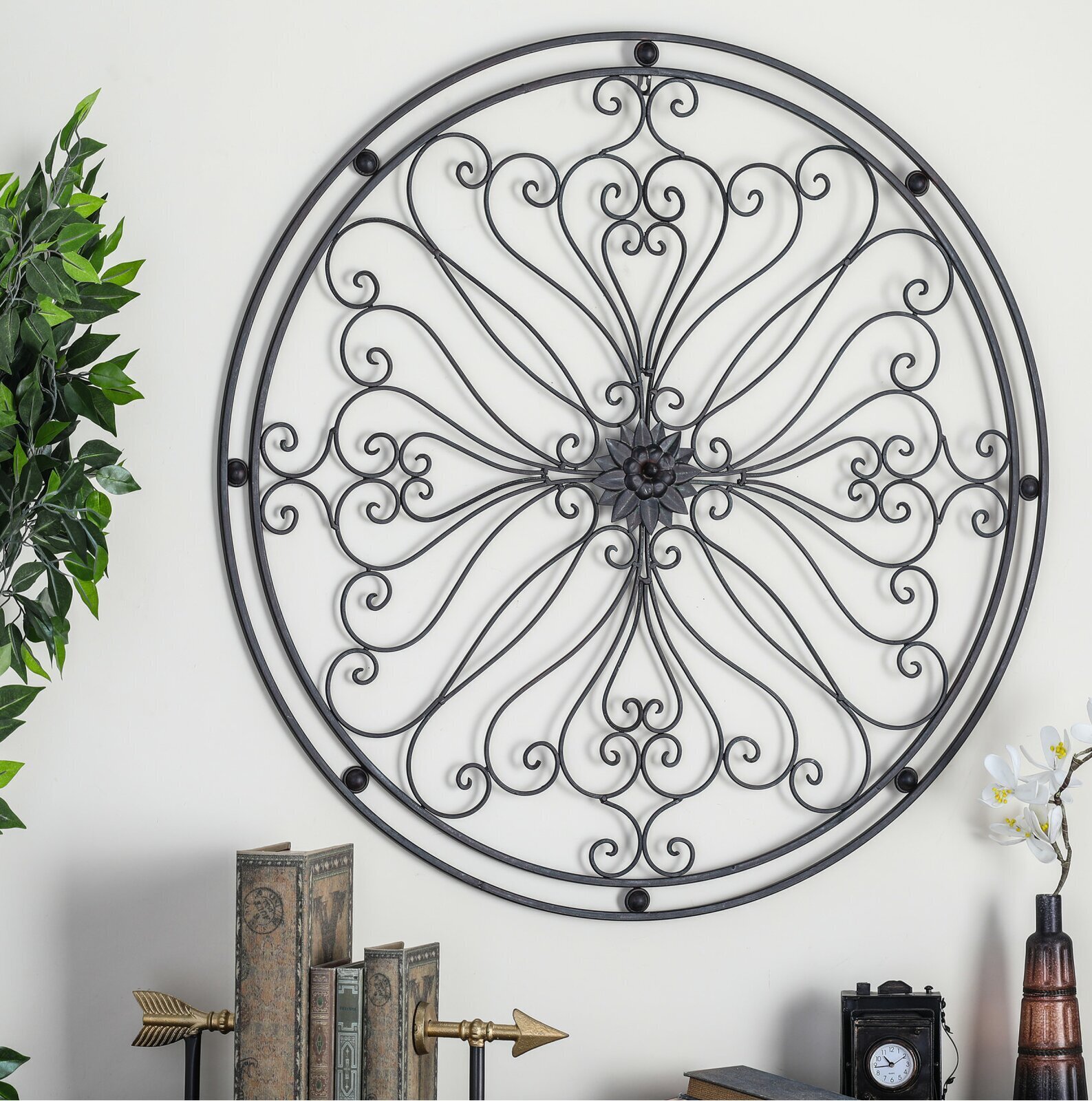 Antique inspired round wall art
