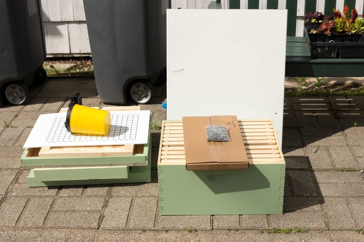 assembling beehive parts assembling beehive parts