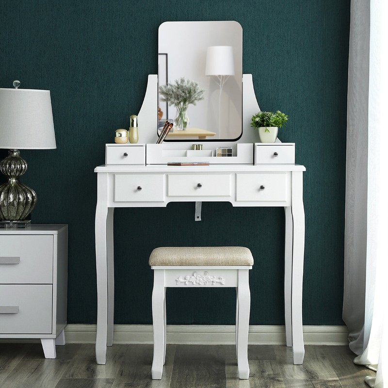 Beauregard 31.5'' Wide Vanity Set with Stool and Mirror