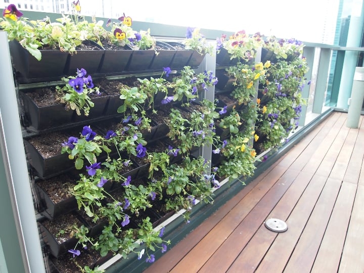 black plastic vertical planters black plastic vertical planters