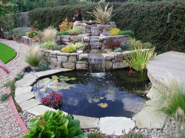 Building Fountains For Gardens