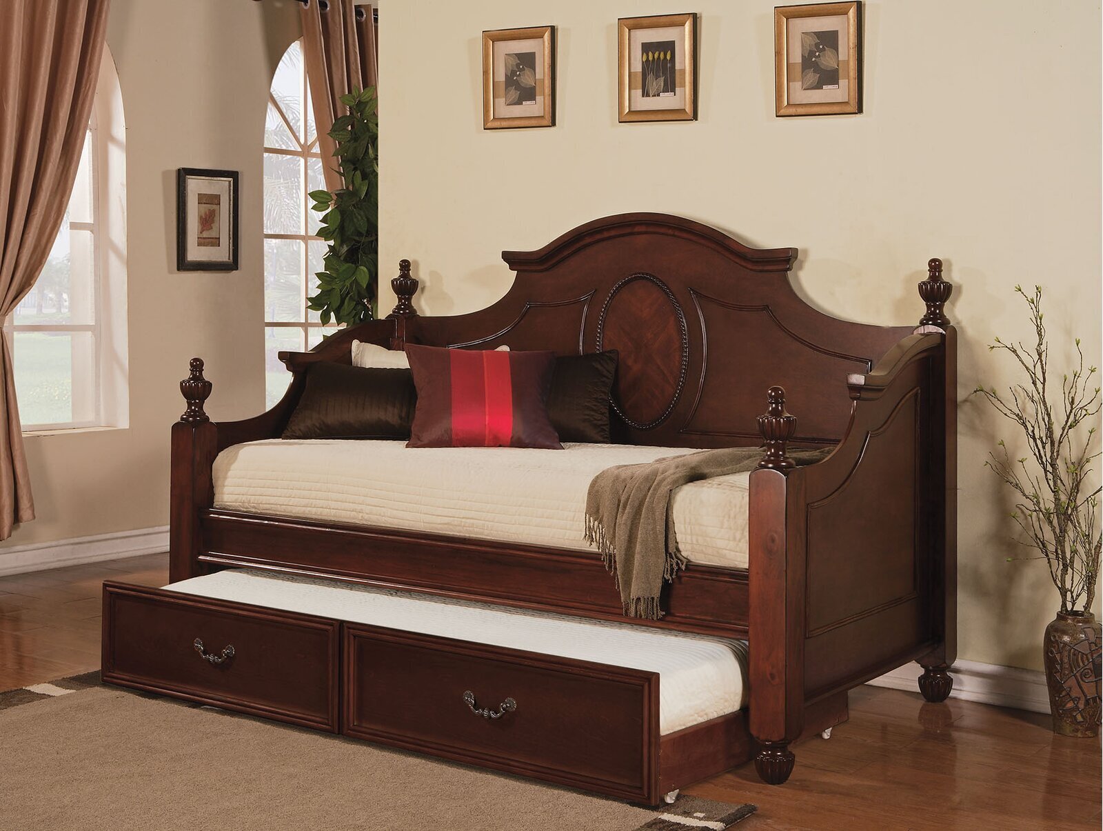 Carved Daybed