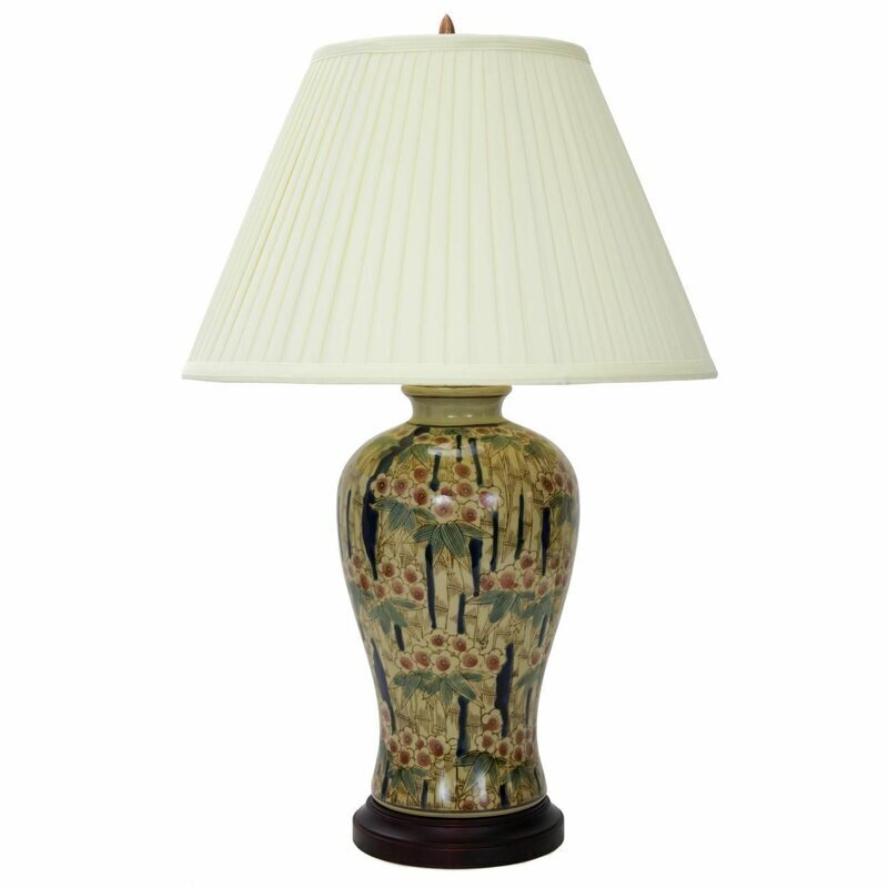 Classic Porcelain Oriental Table Lamp