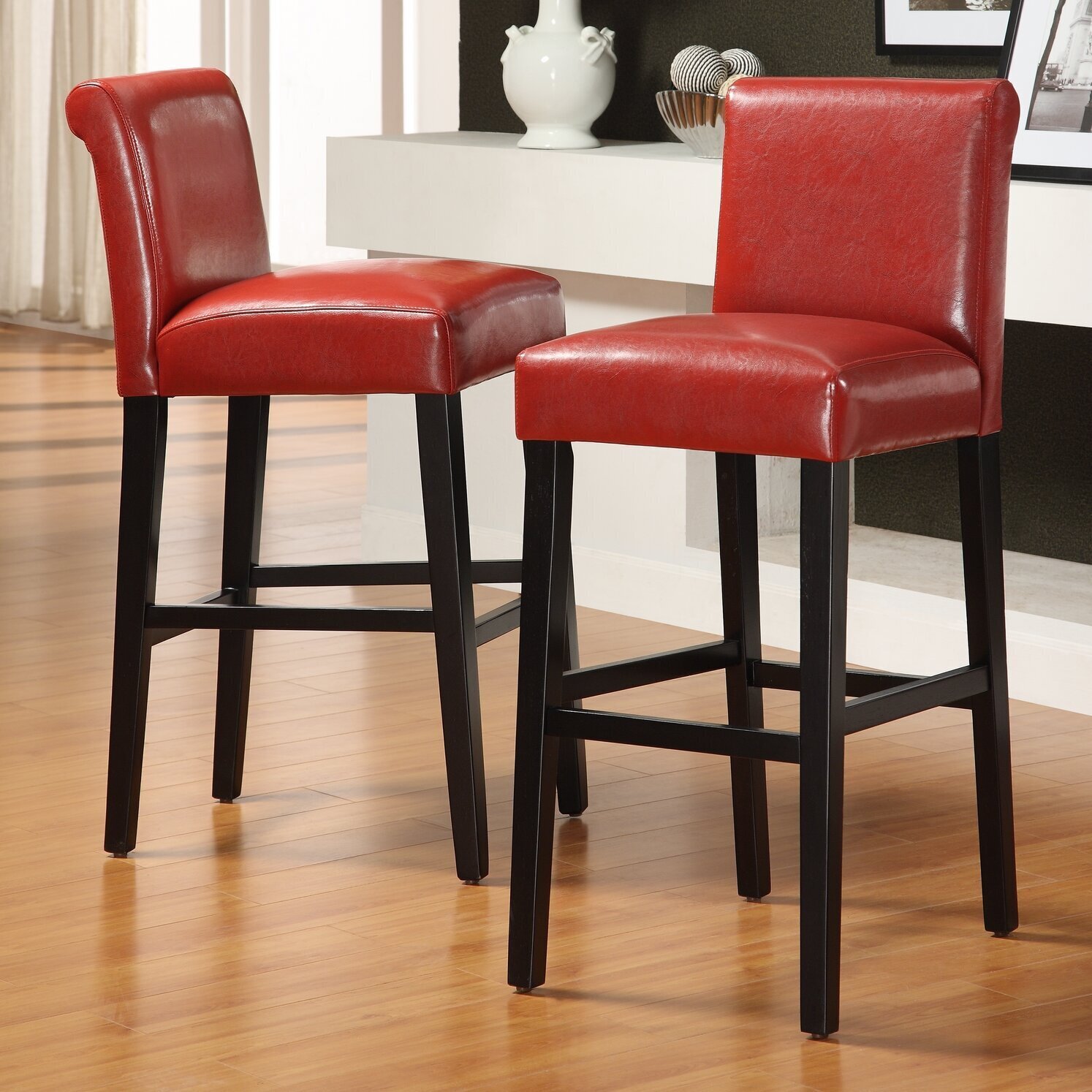 Classic Style Red Leather Bar Stools
