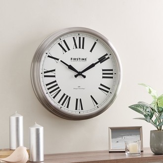 https://foter.com/photos/424/classic-style-stainless-steel-wall-clock.jpeg?s=b1s