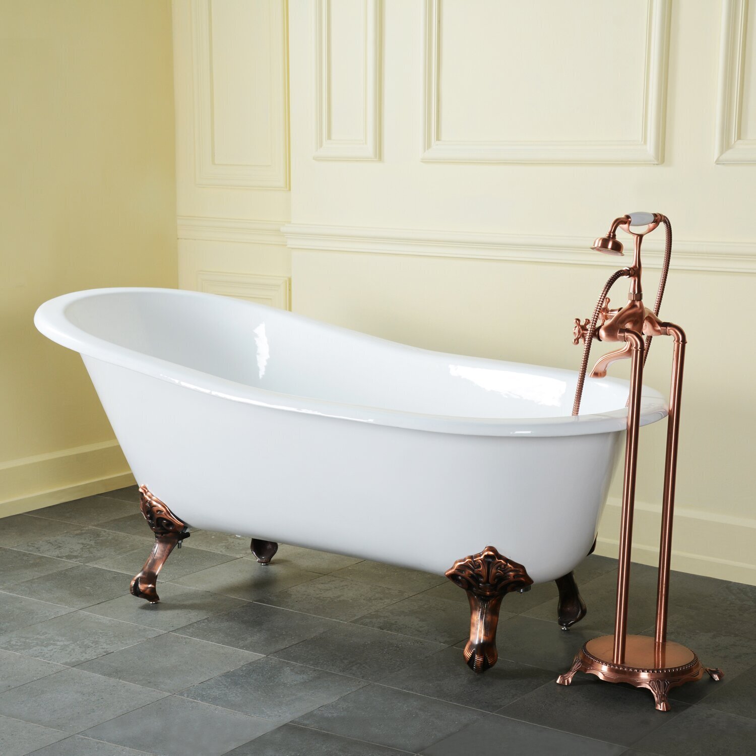 Comfortable cast iron bathtub