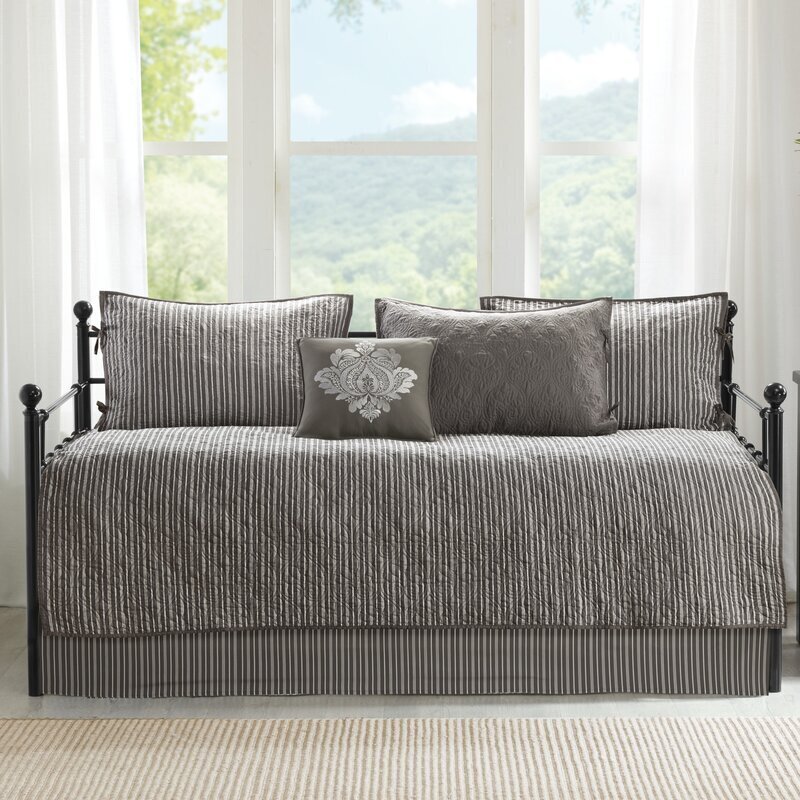 Daybed deals comforters sets