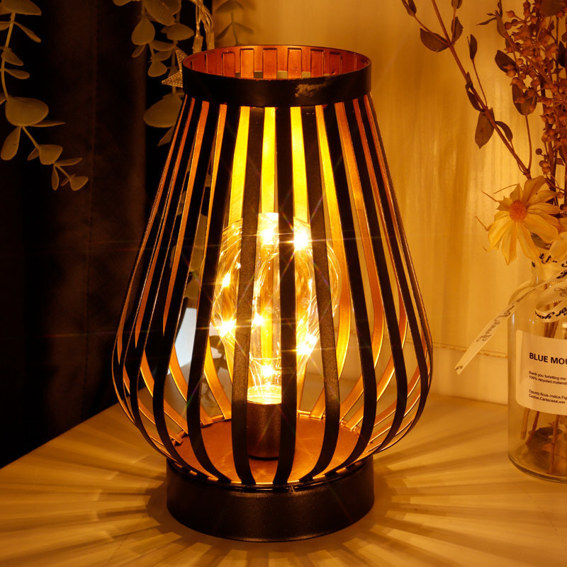 Decorative Metal Lantern Lamp