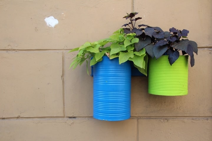diy wall garden using recycled cans diy wall garden using recycled cans
