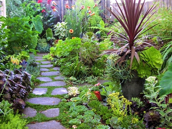 Eco Friendly Gardening Eco Friendly Gardening