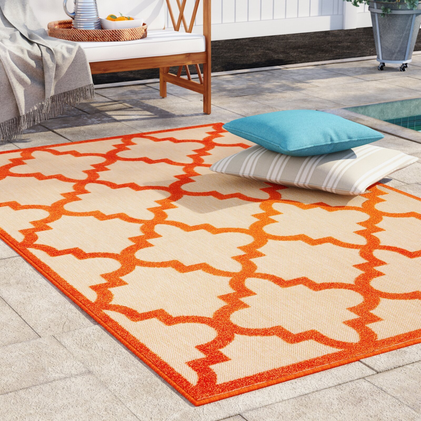 Geometric rectangular outdoor rug