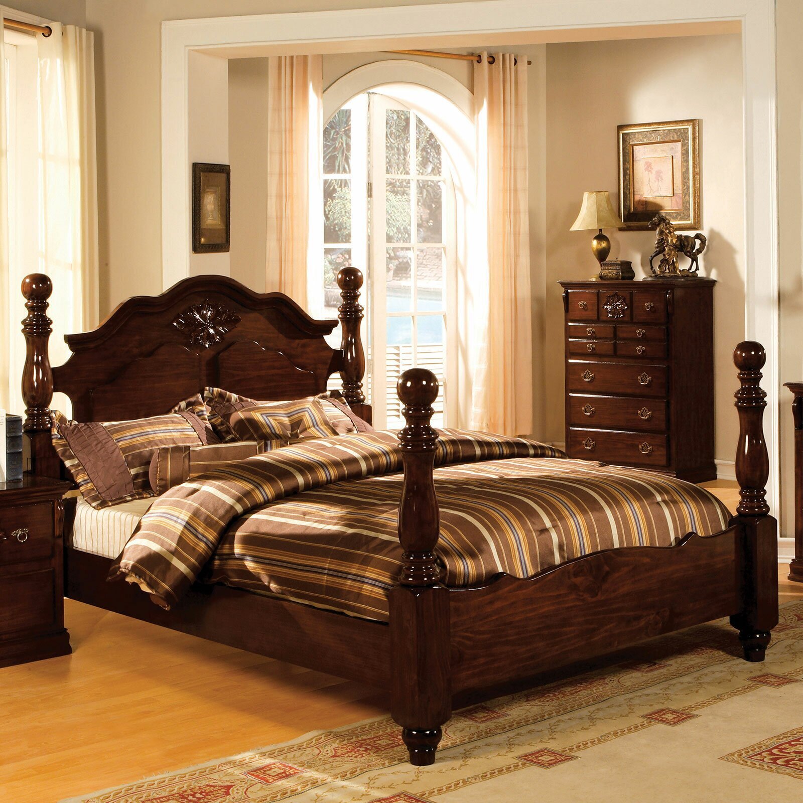 Glossy wooden 4 post bed