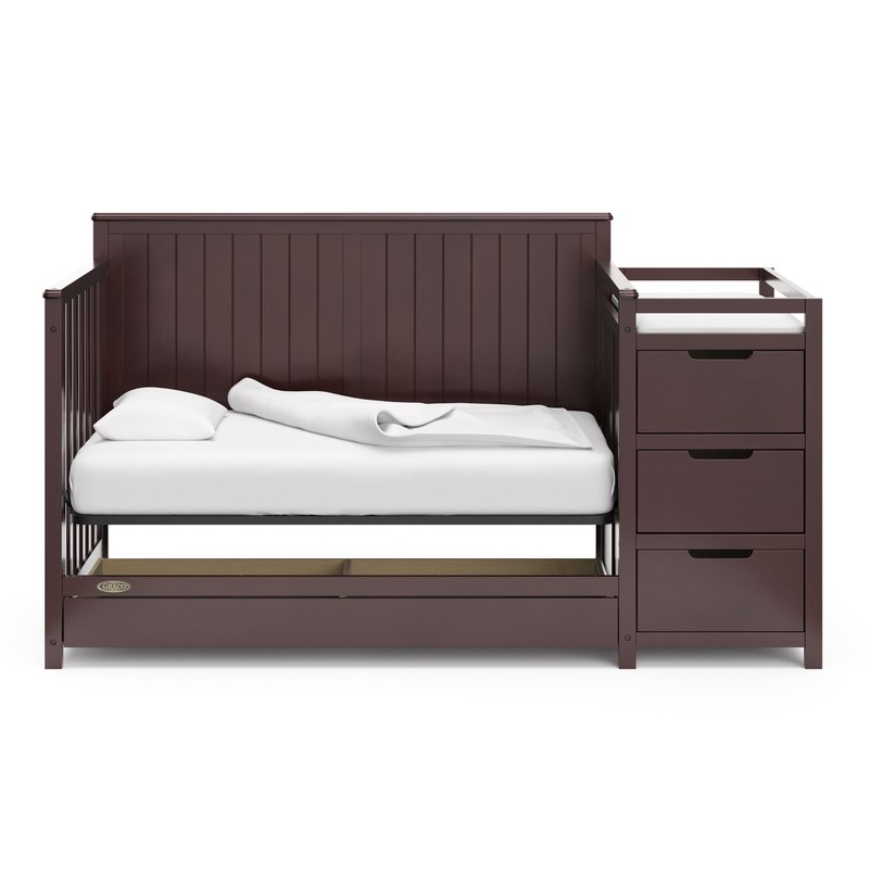 Hadley 4-in-1 Convertible Crib and Changer and Storage