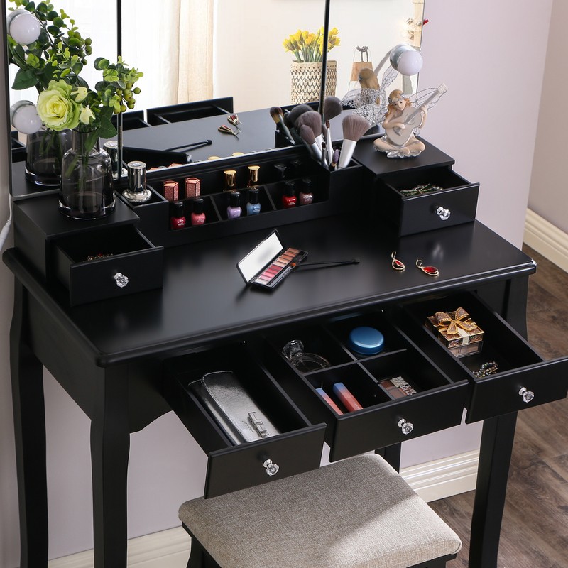 Hayword 31.5'' Wide Vanity Set with Stool and Mirror