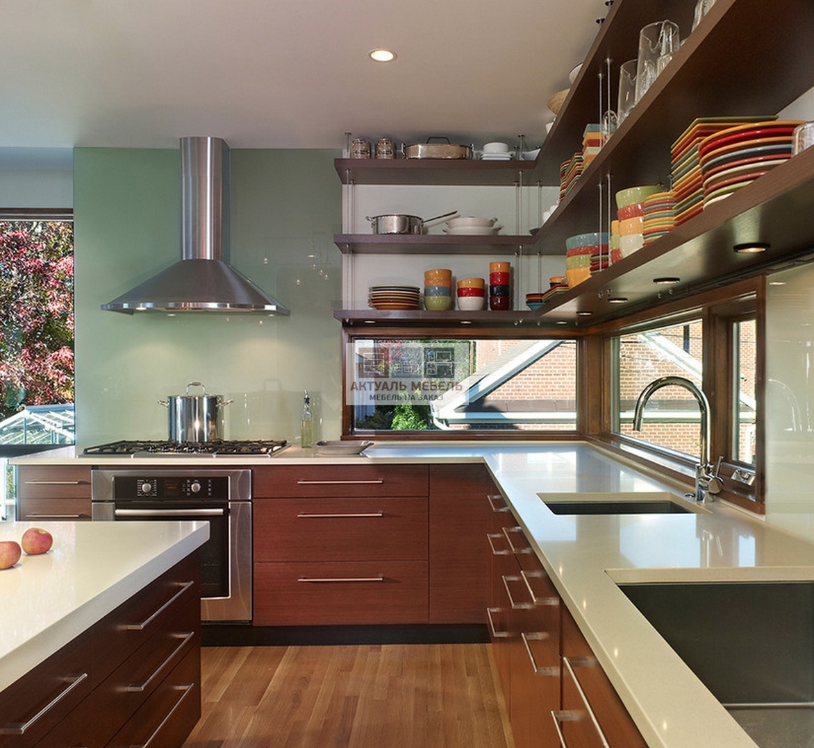 https://foter.com/photos/424/kitchen-with-open-shelving-and-colorful-crockery.jpg