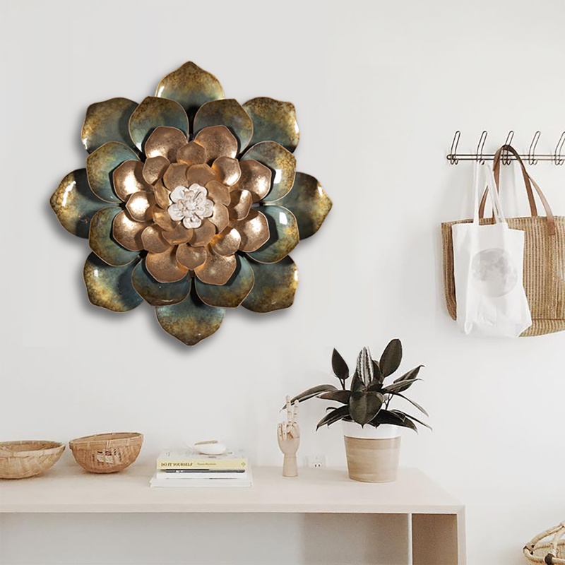 Metal Flower Wall Décor