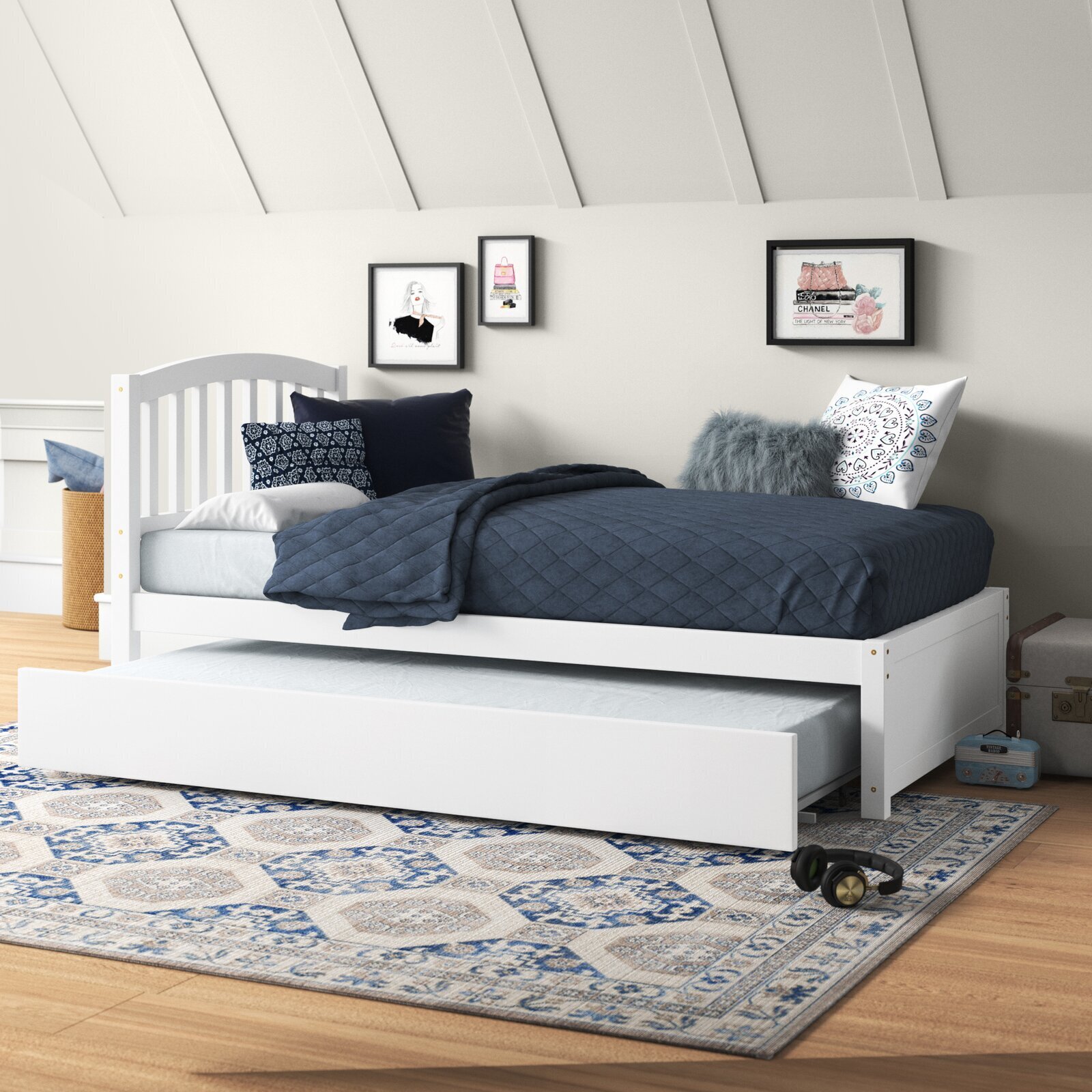 Minimalist Solid Wood Daybed With Trundle