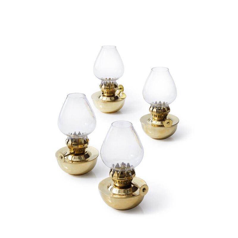 Old fashioned kerosene lamps
