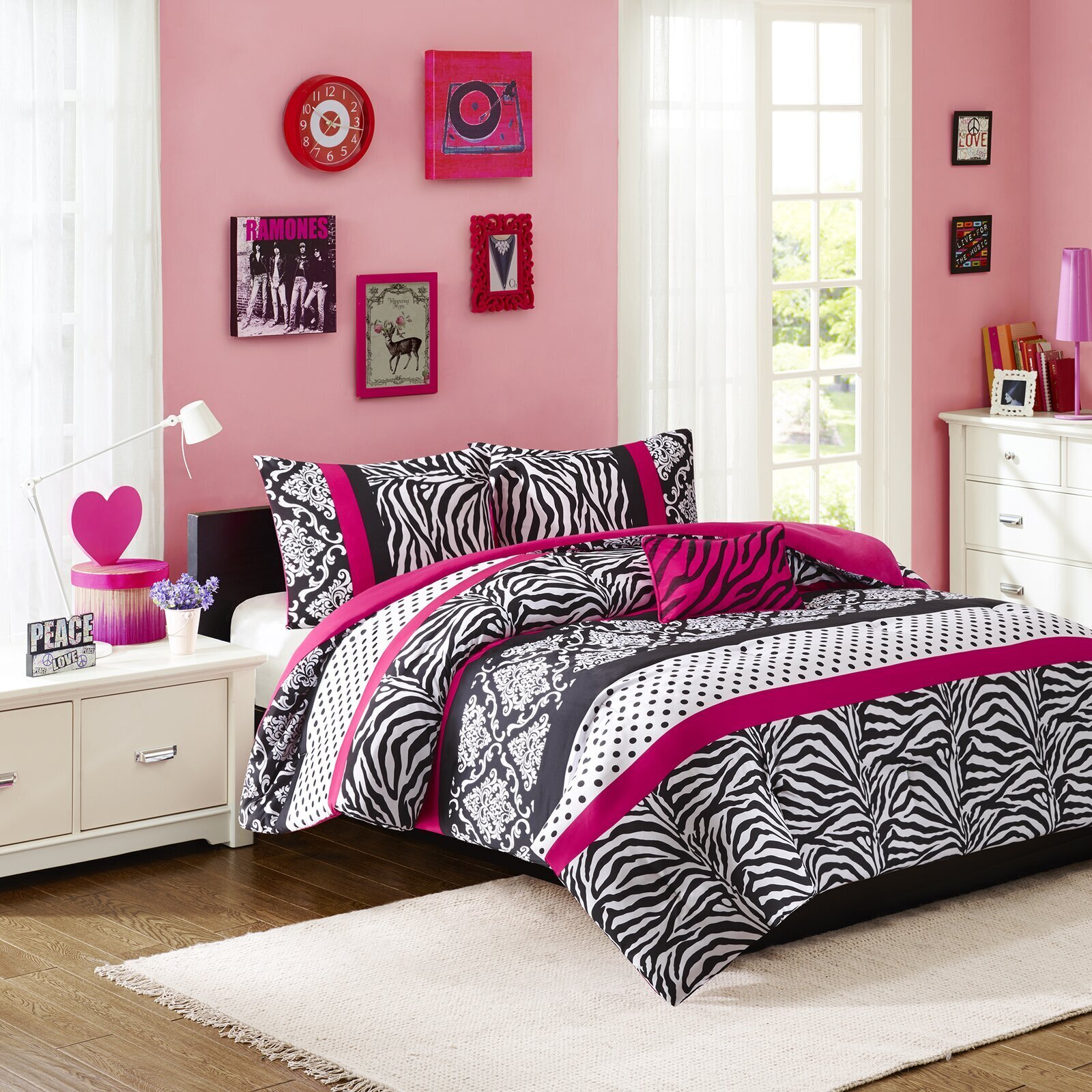 Pink zebra print bedding